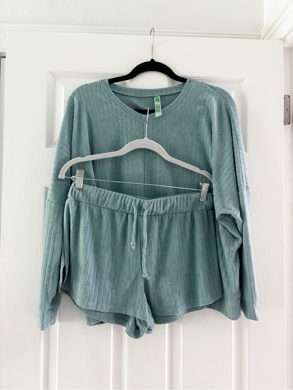 Honeydew Intimates Ribbed Long sleeve Short Pajama Set Green Blue Medium